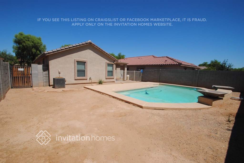 Building Photo - 15429 W Cameron Dr
