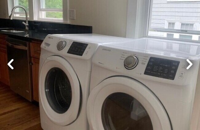 Building Photo - 55 Elgin St