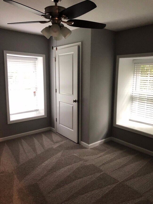 Building Photo - 3-Bedroom Home in Emmaus