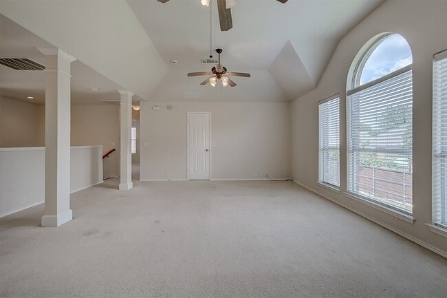 Building Photo - 2609 Monroe Dr