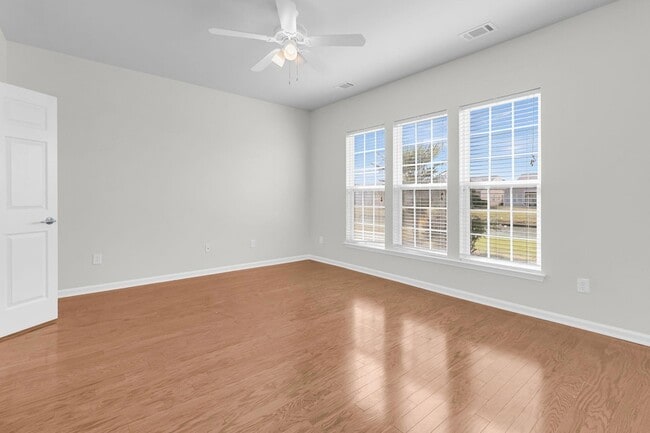 Building Photo - 168 Sea Lavender Ln