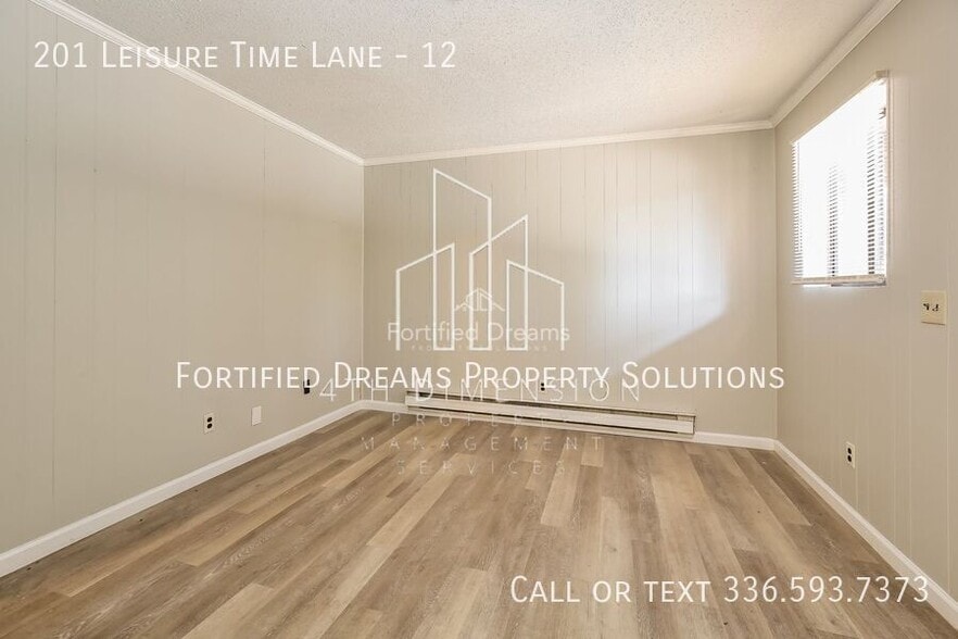 Building Photo - 201 Leisure Time Ln