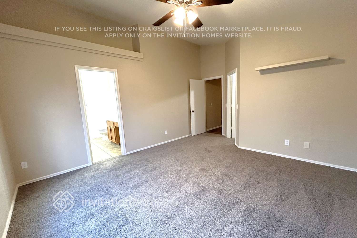 Building Photo - 9025 W Avalon Dr