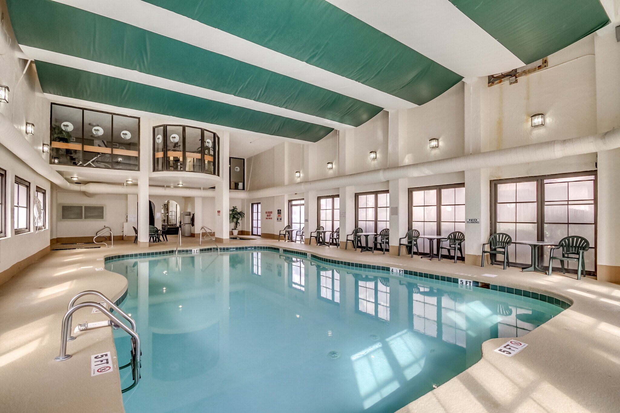 Indoor Pool - 2406 N Ocean Blvd