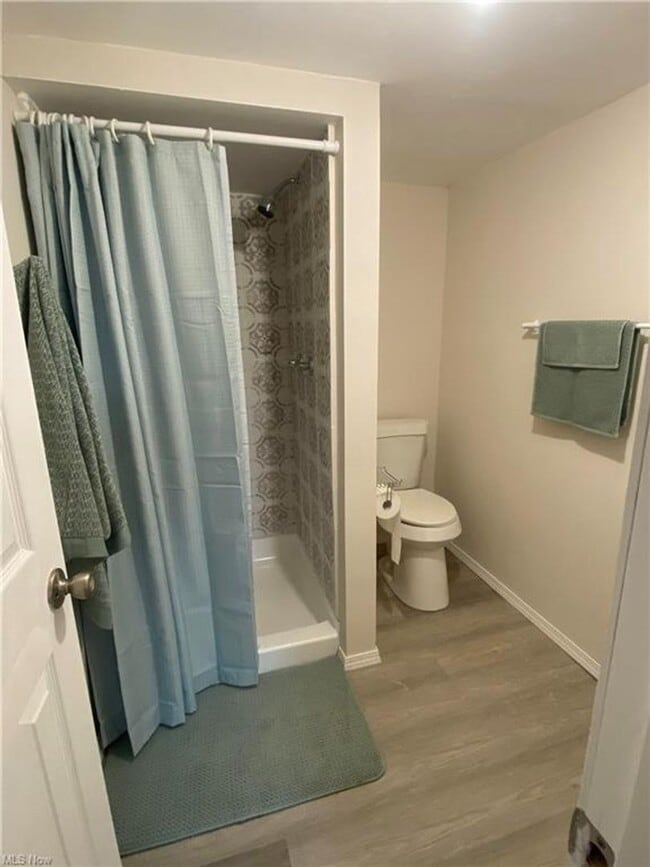 Building Photo - Renovated 3 Bedroom Home with 2 Full Baths