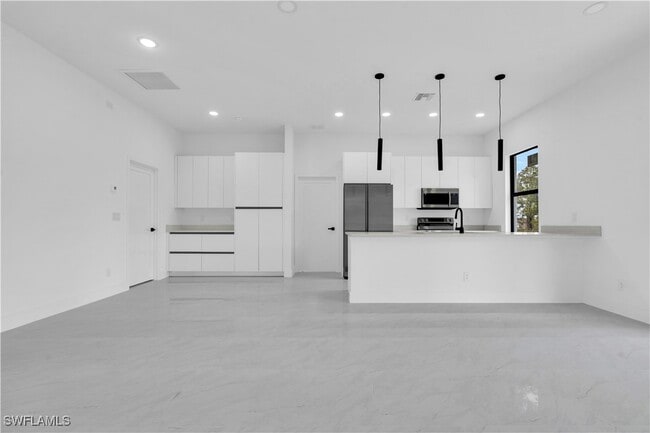 Building Photo - 2700 42nd St W