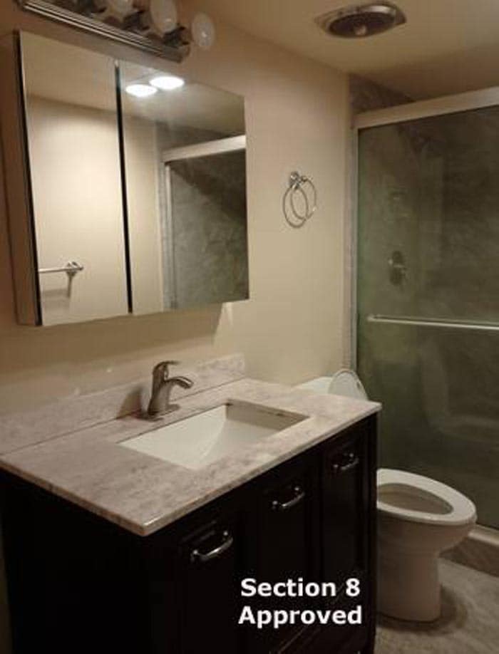 Building Photo - 1300 NE 191st St