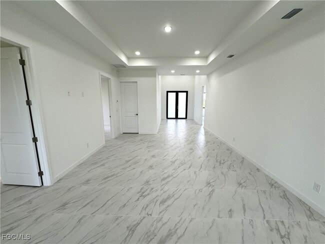 Building Photo - 1247 Kismet Pkwy W