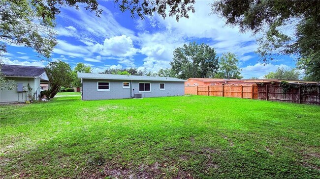 Building Photo - 5130 Lescot Ln