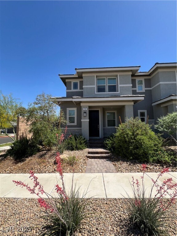 Primary Photo - 742 Cottonwood Hl Pl