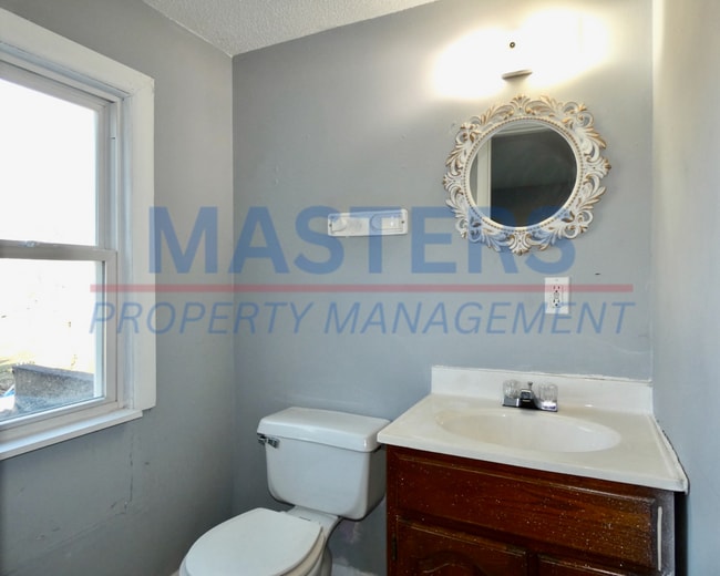 Building Photo - 1333 Peck St