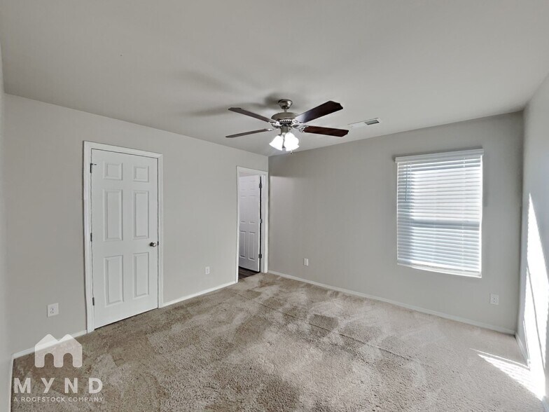 Building Photo - 141 Patriot Point Dr