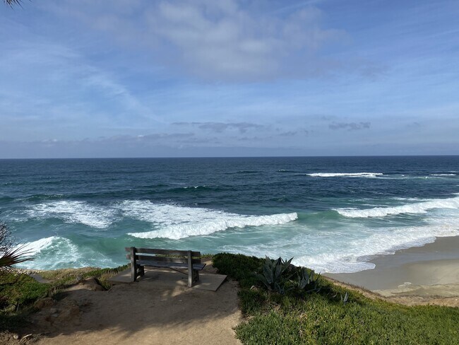 La Jolla Beaches - 7635 Draper Ave