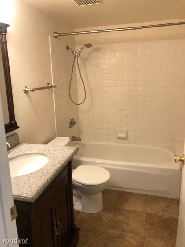 Building Photo - 2 br, 2 bath Condo - 2511 Fulton Square Lane.