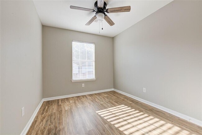 Building Photo - 11719 Chetman Dr