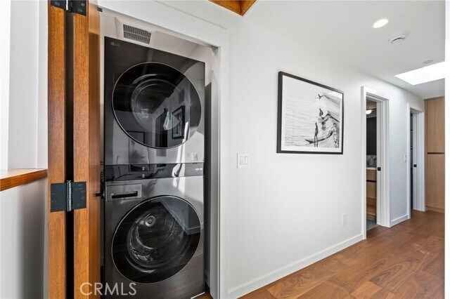 Building Photo - 1412 E Oceanfront