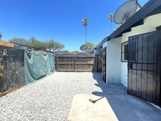 Building Photo - 1594 Sepulveda Ave