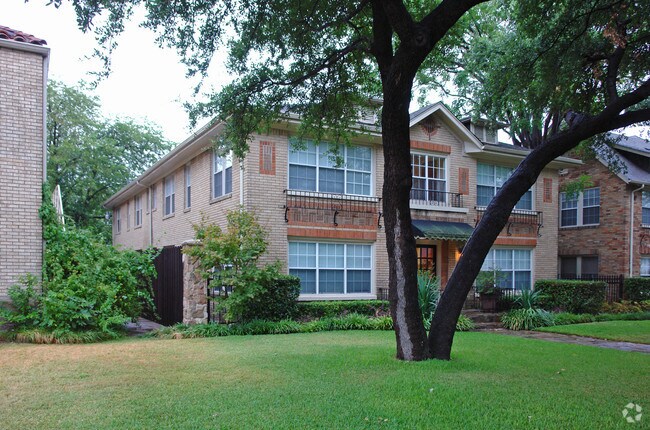 Building Photo - 5740 Marquita Ave