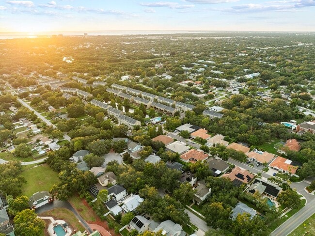 Building Photo - 3008 Bayshore Pointe Dr