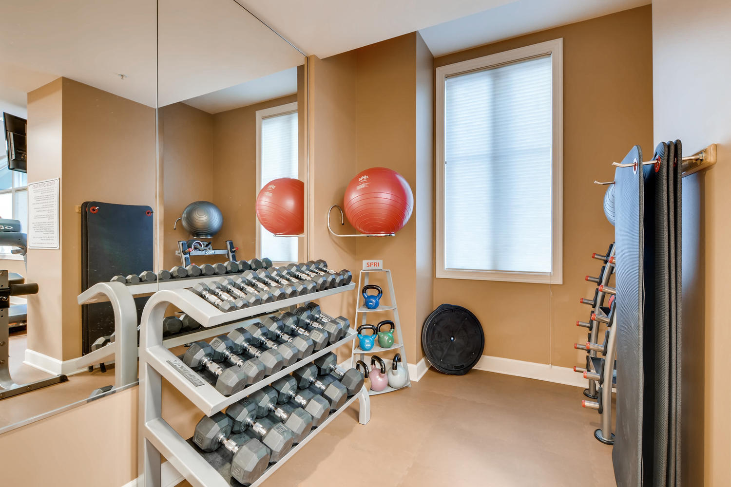 Building Photo - 1827 Grant St