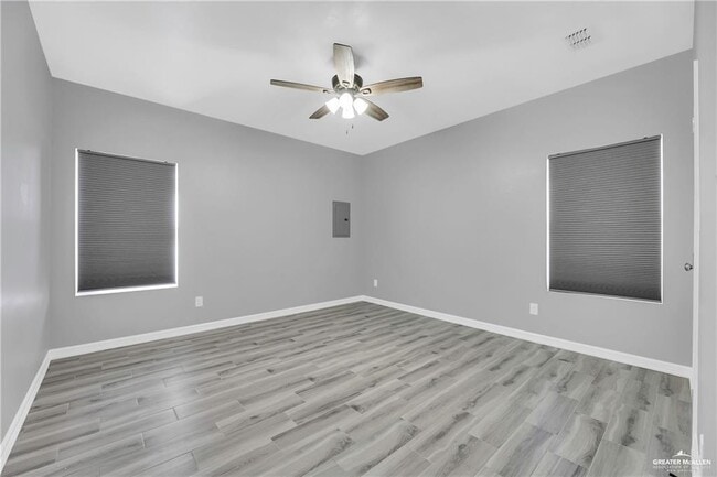 Building Photo - 8 Puffin Ave