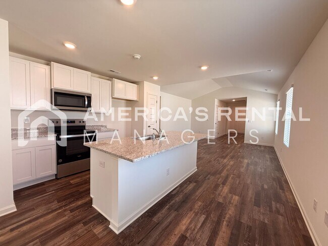 Building Photo - HALF OFF DEPOSIT SPECIAL!! New Constructio...