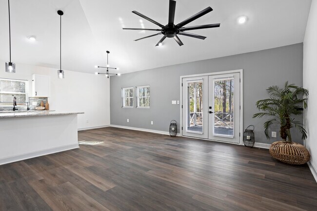 Building Photo - 4593 Windsor Spring Rd