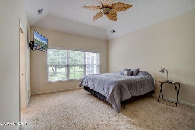 Building Photo - BEAUTIFUL BRICK HOME IN BRUNSWICK PLANTATION