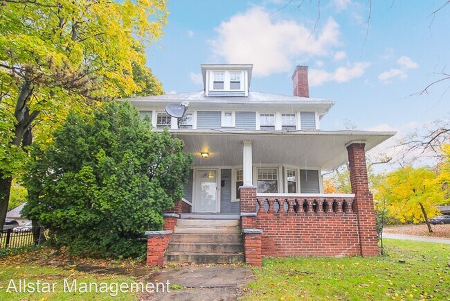 Primary Photo - 4 br, 1.5 bath House - 1749 Cumberland Rd