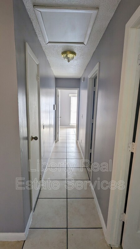 Building Photo - 919 Copeland Dr