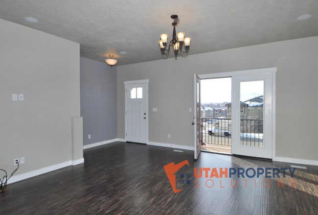 Building Photo - 7614 San Savino Way