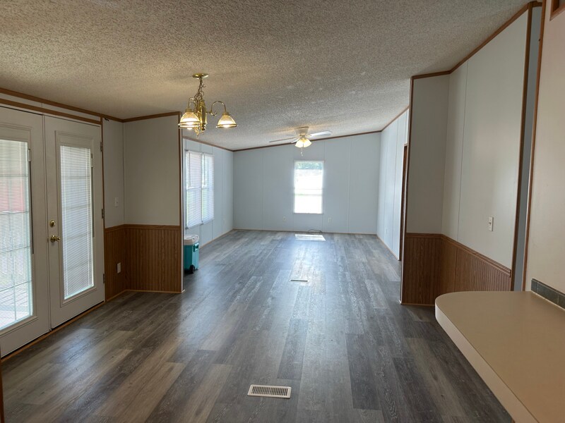 Building Photo - 115 McFalls Dr