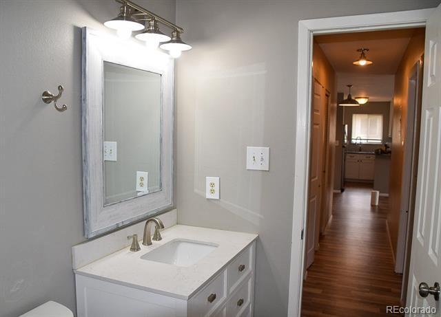 Building Photo - 1225 S Oneida St