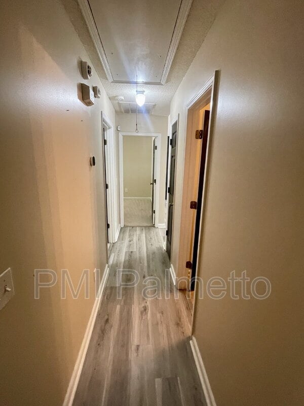 Building Photo - 221 Whixley Ln