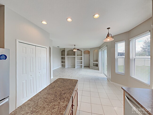 Building Photo - 18840 Narimore Dr