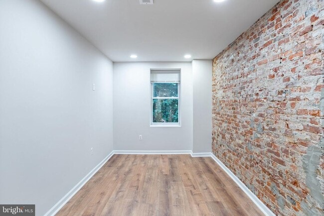 Building Photo - 836 N 42nd St