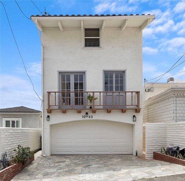Building Photo - 1045 Gaviota Dr Unit B