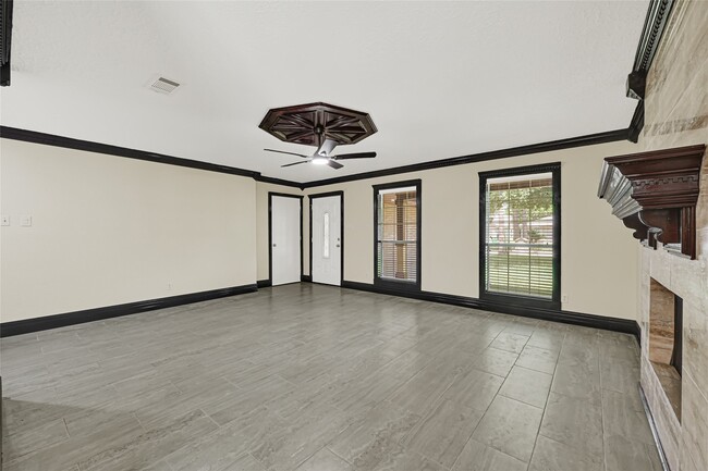 Building Photo - 4806 Hickorygate Dr