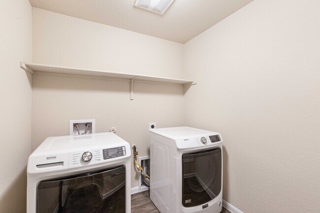 Laundry Room - 14000 Heidhorn Dr