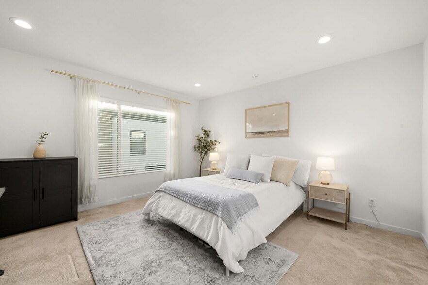Building Photo - 2874 N Glassell St