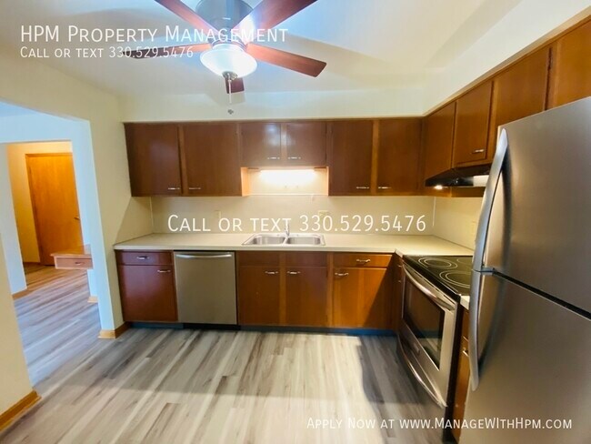 Building Photo - 7165 Starcliff Ave NW