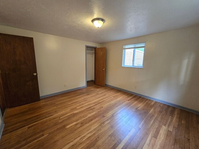 Building Photo - 3 Bedroom Townhouse - Penn Hills School District - Available NOW!