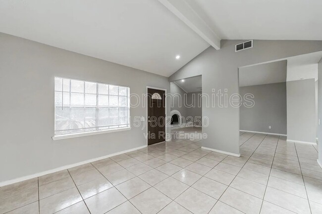 Building Photo - 4702 N Cashel Cir