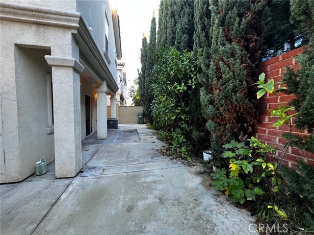 Building Photo - 13768 Cordary Ave