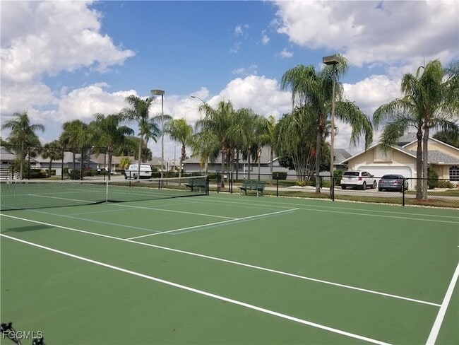 Building Photo - 9358 Palm Island Cir