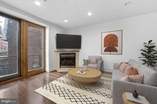 Building Photo - 249 Florida Ave NW