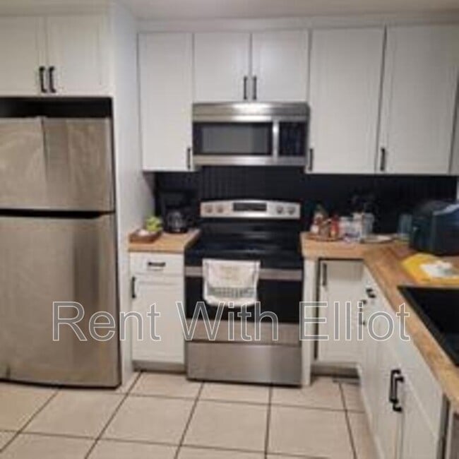 Primary Photo - 7173 Orange Dr