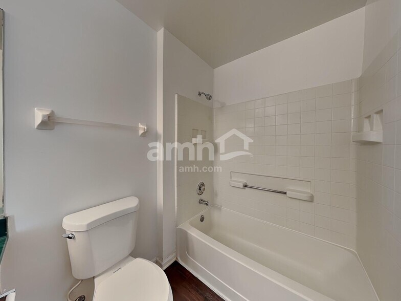 Building Photo - 2797 Sorrel Row