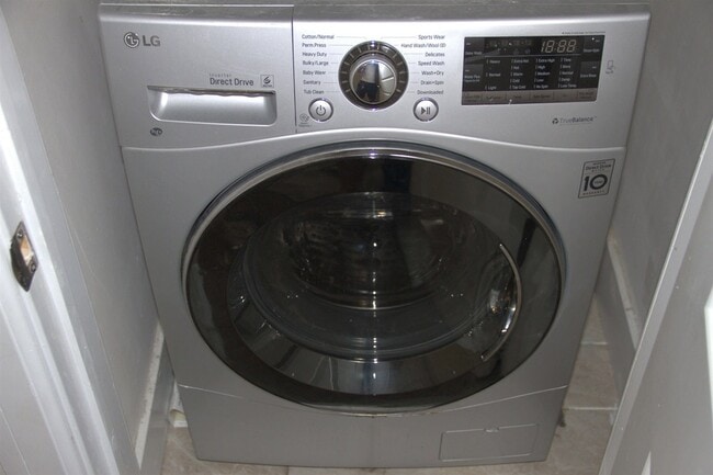 Building Photo - 412 Palisade Ave