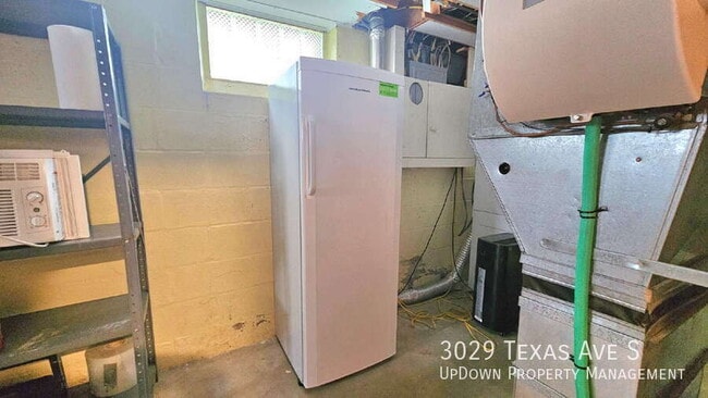 Building Photo - 3029 Texas Ave S